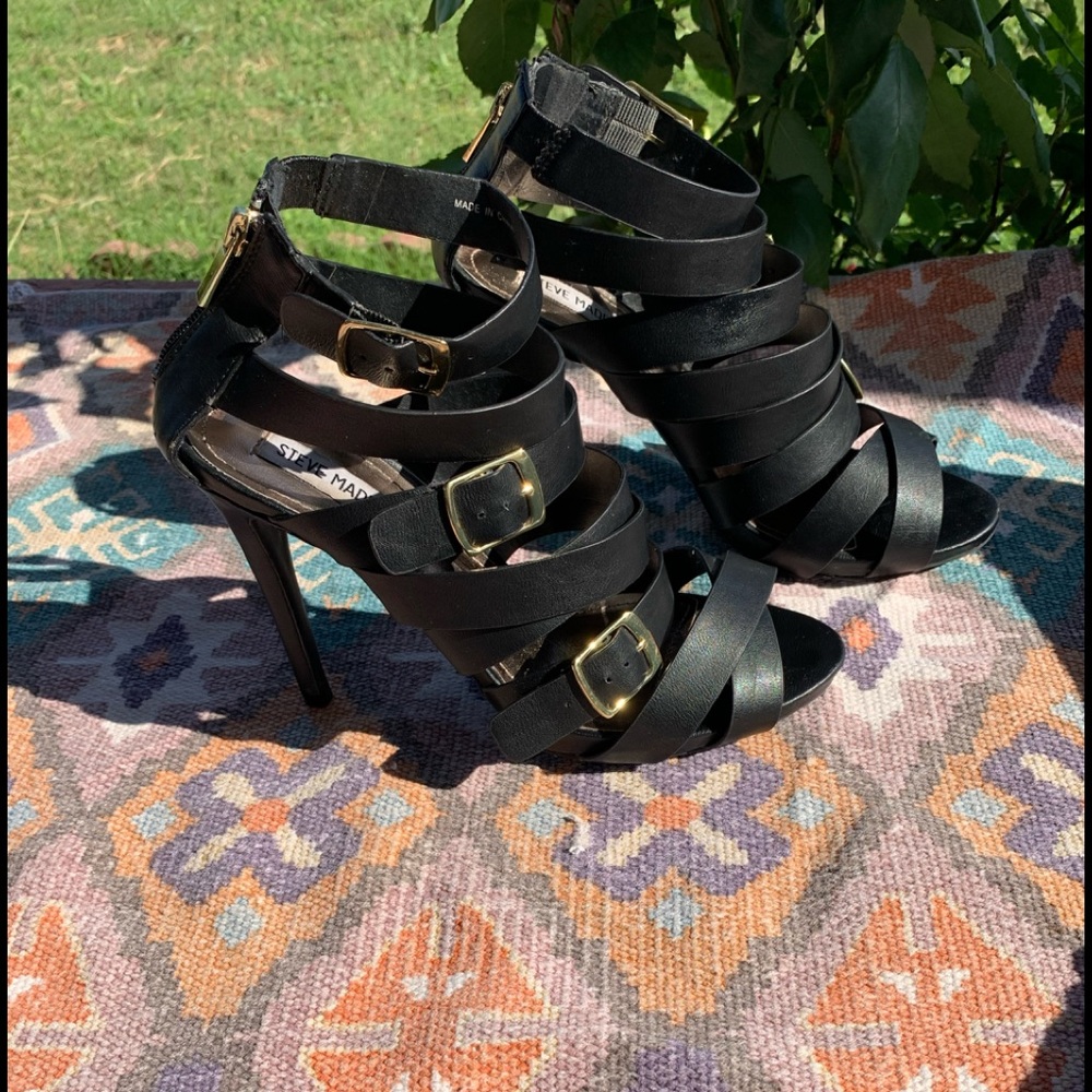Steve Madden “Sola” Black And Gold Heels Sz 7.5